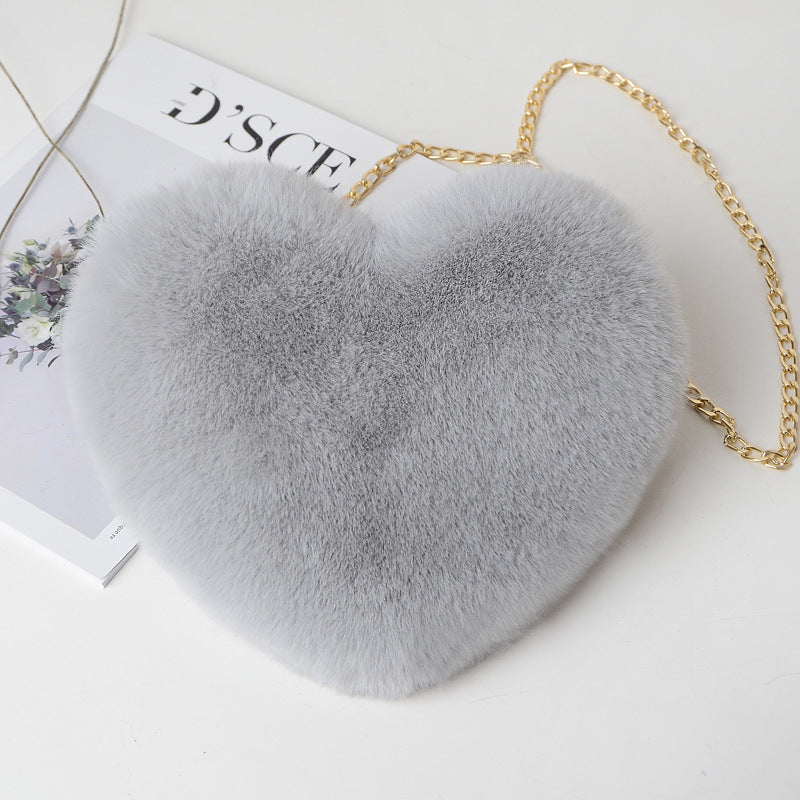 Love Chain Shoulder Bags