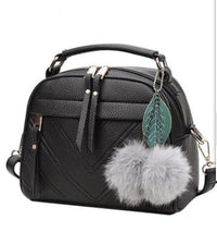 Elegant & Versatile Fashion Shoulder Bag – Style Meets Functionality