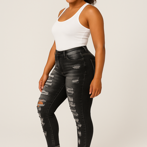 High-Stretch Ripped Skinny Jeans – Curve-Enhancing Fit