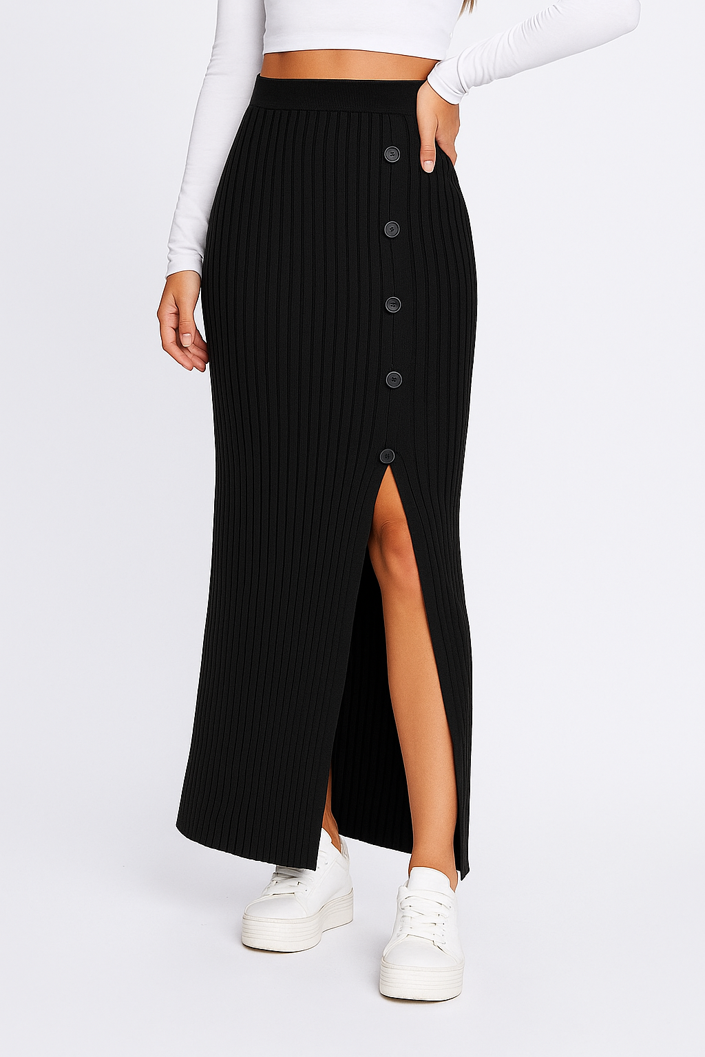ChicCurve Button-Slit Skirt – Elegant, Flattering & Trendy